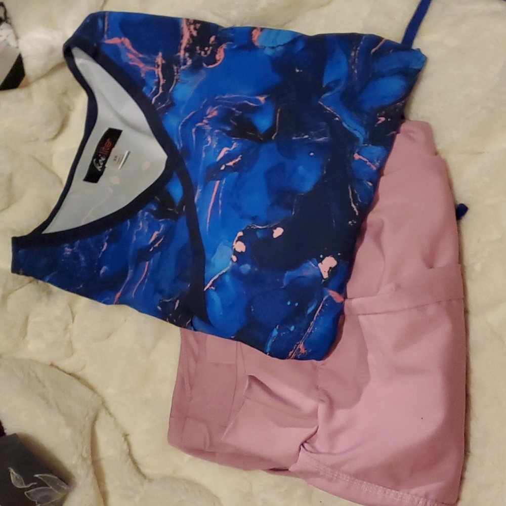 Women's Scrub Set